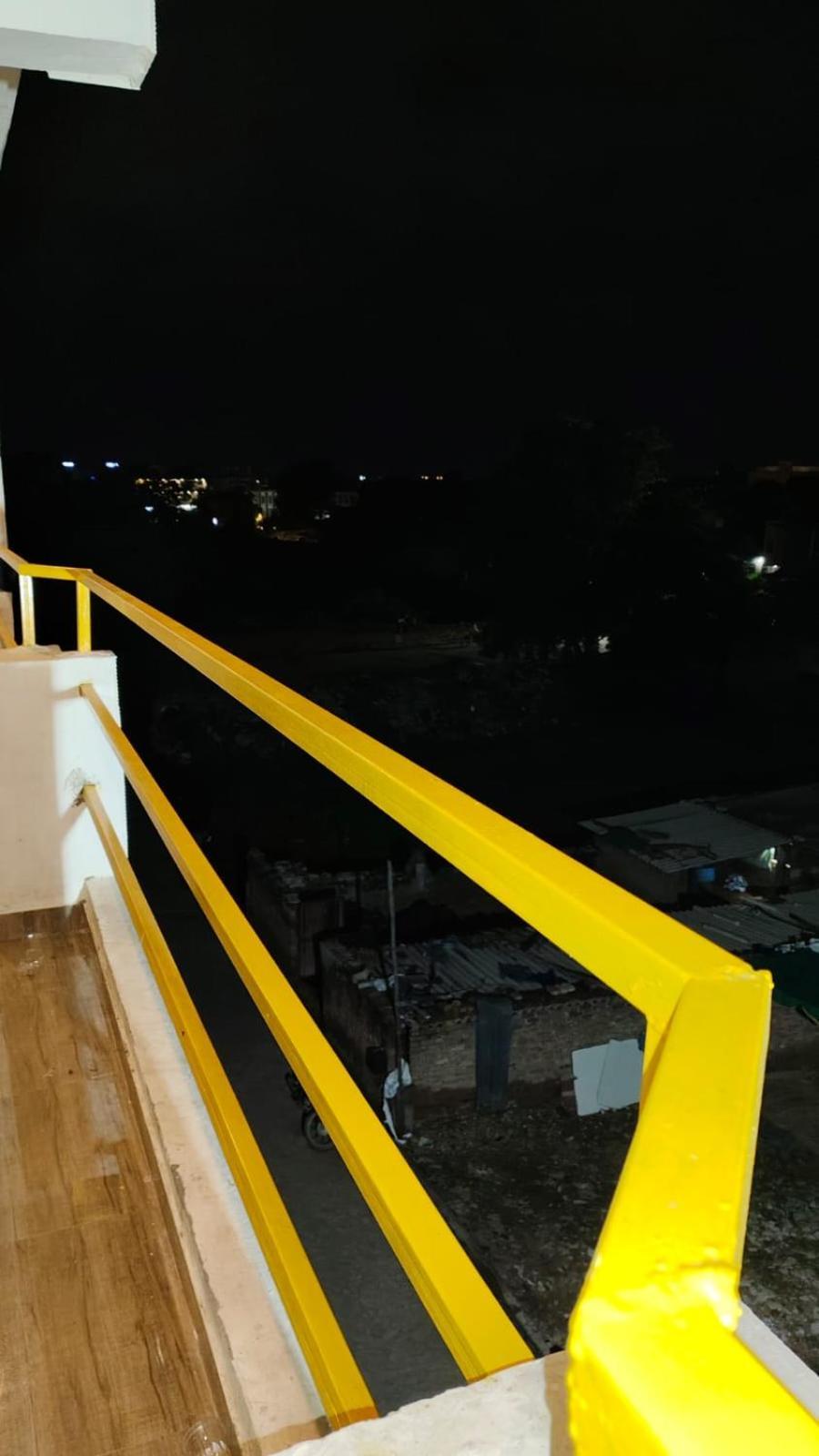 Sunrise Homestay Agra-Rooftop View Taj Mahal Agra  Exterior photo