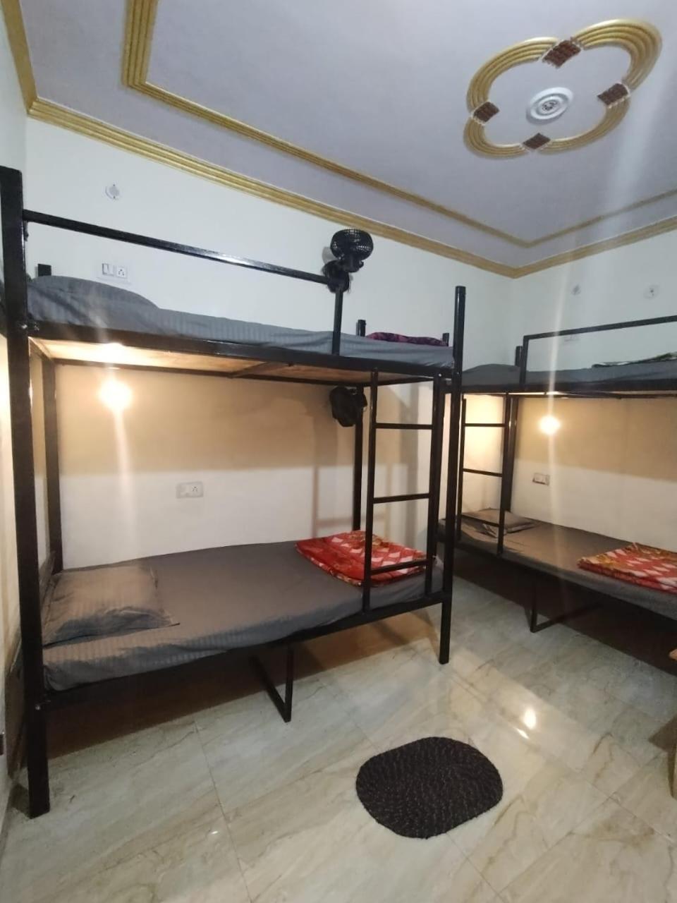 Sunrise Homestay Agra-Rooftop View Taj Mahal Agra  Exterior photo